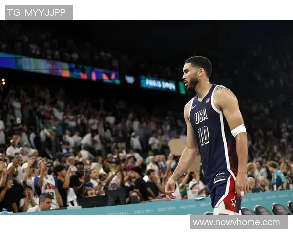 战术视角下解析塔图姆如何通过多维度打法全面掌控比赛节奏